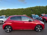 Used Peugeot 208 GT-line 2016 Red Hatchback