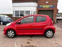 Used Peugeot 107 68 HP (50 kW) 2007 Red Hatchback