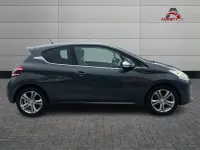 Used Peugeot 208 Allure 2013 Grey Hatchback