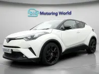 Used Toyota C-HR 122 HP (89 kW) 2019 White SUV