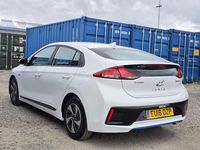 Used Hyundai Ioniq SE 141 HP (103 kW) 2018 White Hatchback
