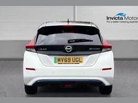 Used Nissan Leaf Tekna 108 kW (147 HP) 2019 White Hatchback