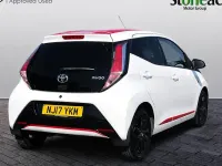 Used Toyota Aygo x-press 69 HP (50 kW) 2017 White Hatchback