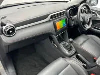 Used MG ZS Exclusive 106 HP (77 kW) 2023 Silver SUV