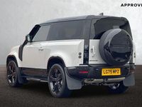 Used Land Rover Defender SE Dynamic 249 HP (183 kW) 2025 Borasco grey Estate