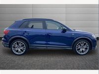 Usado Audi Q3 Black Edition 150 HP (110 kW) 2025 Azul SUV