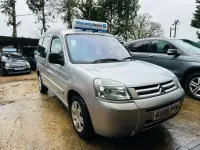Używany Citroën Berlingo 2006 Srebrny Minivan