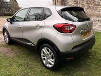 Used Renault Captur Dynamique 90 HP (66 kW) 2016 Silver SUV