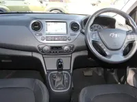Used Hyundai i10 Premium SE 88 HP (64 kW) 2017 Blue Hatchback