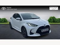 Used Toyota Yaris Hybrid Design 2023 White Hatchback