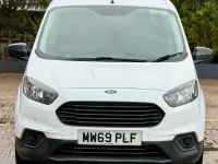 Begagnad Ford Transit 100 HK (73 kW) 2020 Vit