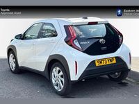 Used Toyota Aygo X PURE 72 HP (52 kW) 2023 White SUV