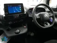 Used Citroën Berlingo 130 HP (95 kW) 2023 White MPV