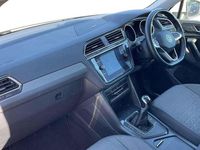 Usado VW Tiguan Life 130 HP (95 kW) 2021 Branco SUV