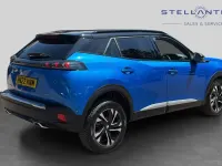 Usado Peugeot 2008 GT 129 HP (94 kW) 2022 SUV