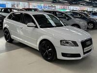 Used Audi A3 Sportback Comfort 102 HP (75 kW) 2010 White Hatchback