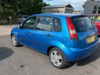 Used Ford Fiesta Zetec 79 HP (58 kW) 2005 Blue Hatchback