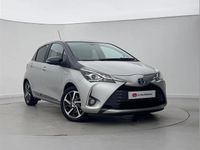 Used Toyota Yaris Hybrid 99 HP (72 kW) 2020 Silver Hatchback