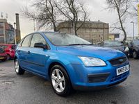 Used Ford Focus 115 HP (84 kW) 2005 Blue Hatchback
