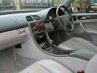 used Mercedes CLK230 Avantgarde 2dr Tip Auto 2.3