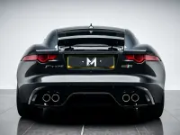 Usado Jaguar F-Type R 550 HP (404 kW) 2016 Cinzento Coupé