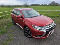 Used Mitsubishi Outlander 199 HP (146 kW) 2016 Metallic SUV