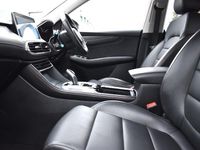 Used MG HS SE 162 HP (119 kW) 2023 Red SUV