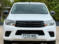 Used Toyota HiLux Active 150 HP (110 kW) 2020 White Pickup