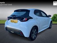Used Toyota Yaris Hybrid 116 HP (85 kW) 2025 White Hatchback