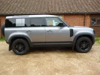 Used Land Rover Defender SE 300 HP (220 kW) 2021 Grey SUV