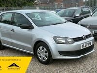 Begagnad VW Polo S 2011 Silver Halvkombi