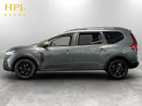Used Dacia Jogger Extreme 110 HP (80 kW) 2024 Green MPV