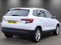 Used Skoda Karoq SE 150 HP (110 kW) 2020 White SUV