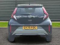 Used Toyota Aygo X 72 HP (52 kW) 2025 Green SUV