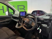 Used Peugeot Partner Premium 131 HP (96 kW) 2023 White MPV
