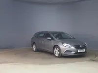Used Vauxhall Astra Design Edition 105 HP (77 kW) 2017 Grey Estate