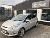 Used Ford Fiesta Titanium 70 HP (51 kW) 2011 Silver Hatchback