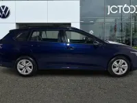 Used VW Golf VIII Life 130 HP (95 kW) 2023 Blue Estate