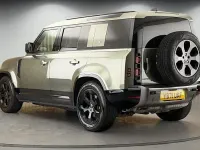 Used Land Rover Defender SE Dynamic 300 HP (220 kW) 2023 SUV