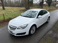Used Vauxhall Insignia 163 HP (119 kW) 2013 White Hatchback