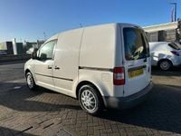 Used VW Caddy 69 HP (50 kW) 2010 White MPV