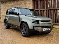 Usado Land Rover Defender SE Dynamic 2022 Verde SUV