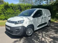 Usado Citroën Berlingo 75 HP (55 kW) 2021 Branco Monovolume