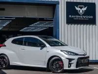 Used Toyota Yaris 272 HP (200 kW) 2021 White Hatchback