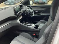 Used Peugeot 5008 Allure+ 130 HP (95 kW) 2023 White SUV