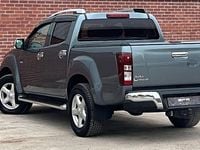 Used Isuzu Pick up 161 HP (118 kW) 2017 Grey Pickup