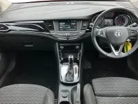 Used Vauxhall Astra SRi 150 HP (110 kW) 2018 Red Hatchback