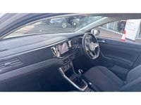 Usado VW Polo Life 95 CV (69 kW) 2023 Blanco Utilitario