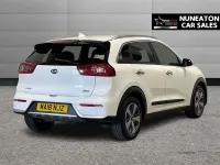 Second-hand Kia Niro 139 CP (102 kW) 2018 Alb SUV