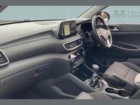 Used Hyundai Tucson SE 129 HP (94 kW) 2019 Beige SUV